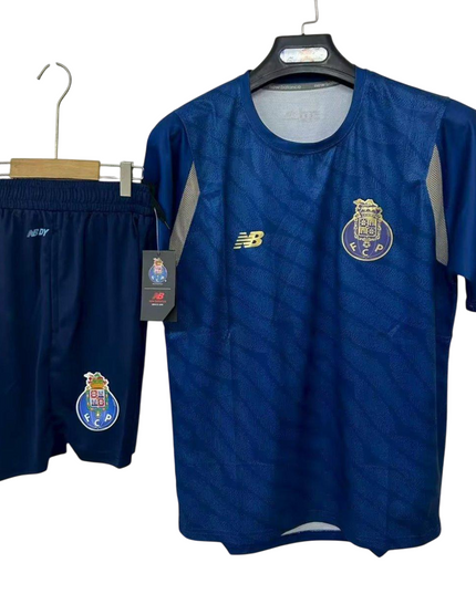 Kit New Balance Camisola + Calção Futebol Clube do Porto 25/26 Treino