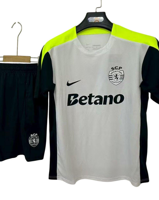 Kit Nike Camisola + Calção Sporting Clube de Portugal 25/26 Pré Jogo 2