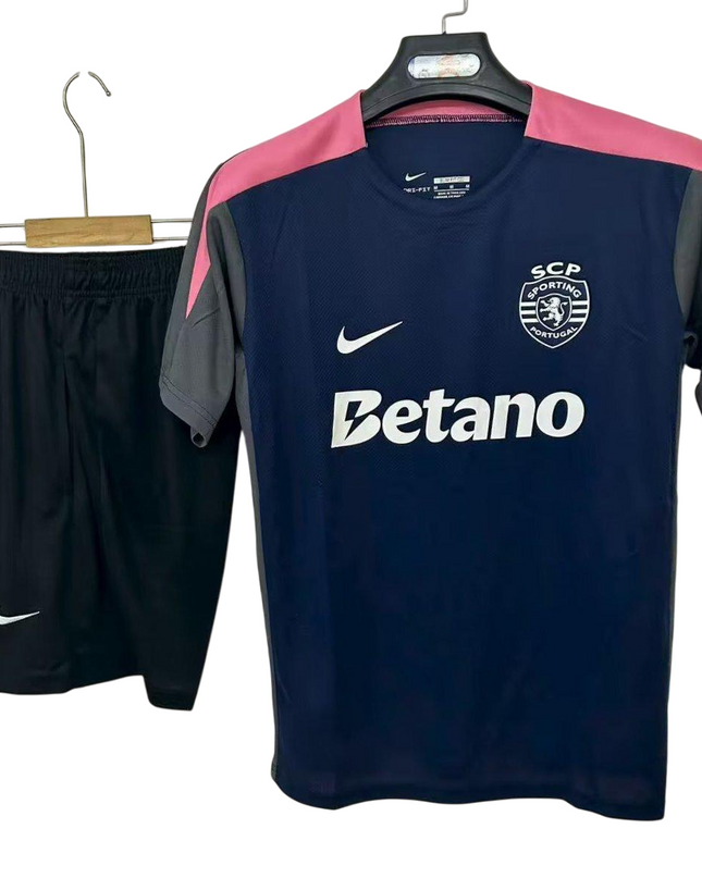 Kit Nike Camisola + Calção Sporting Clube de Portugal 25/26 Pré Jogo
